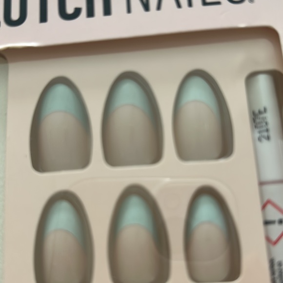 Nib clutch nails - Picture 2 of 5